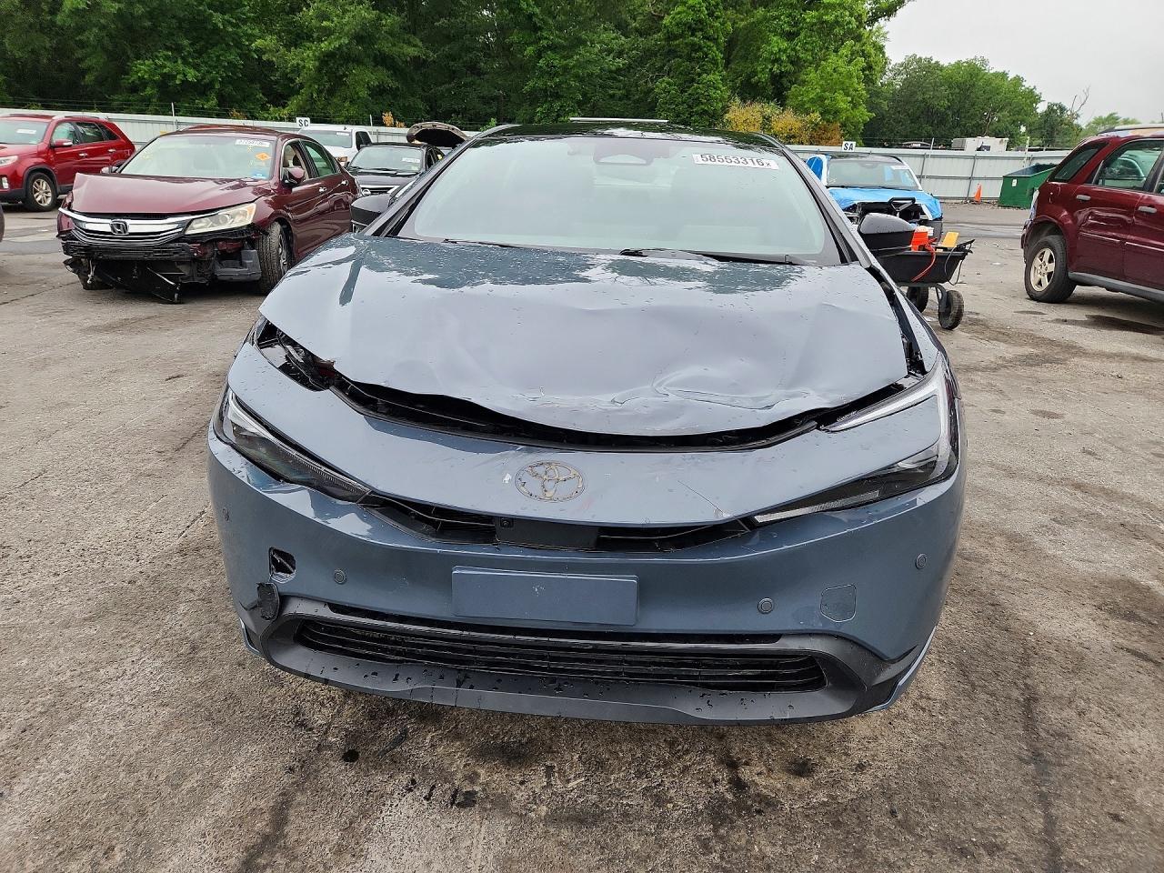 2024 Toyota Prius Prime Xse Premium - Image 5