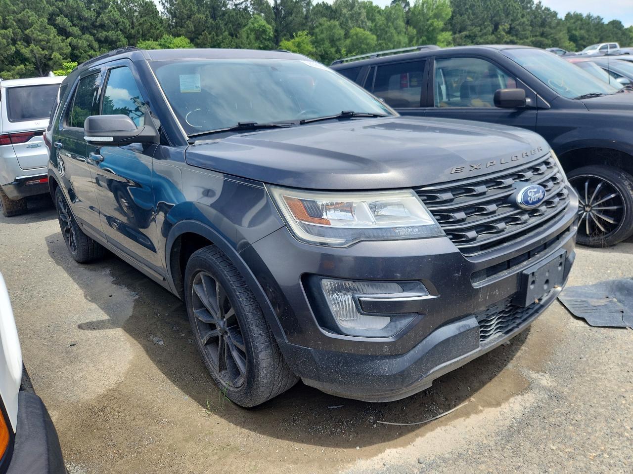 2017 Ford Explorer Xlt - Фото 4