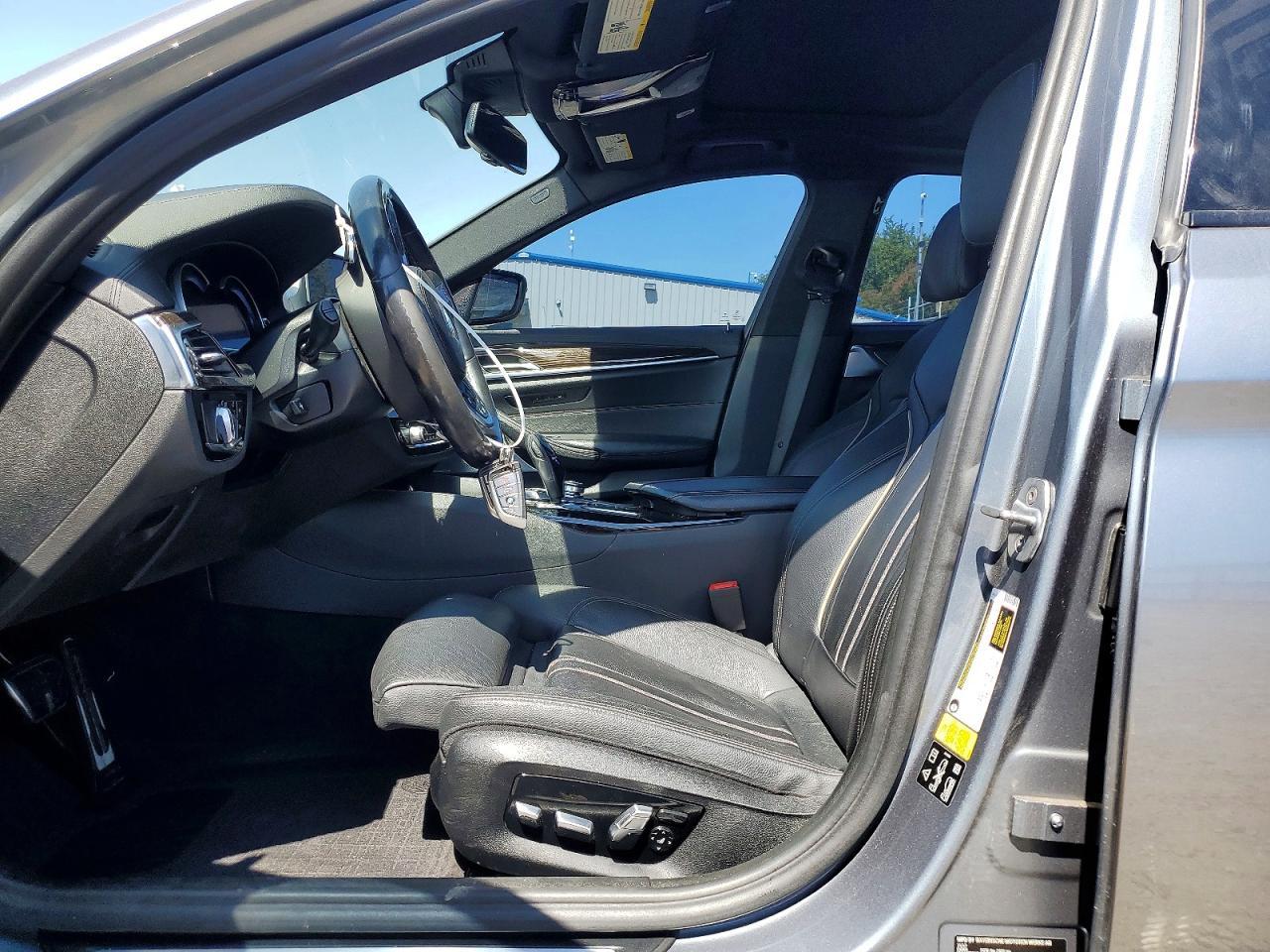 2018 BMW M550Xi - Image 7