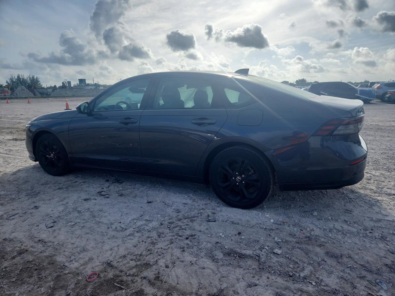 2025 Honda Accord Se - Фото 2