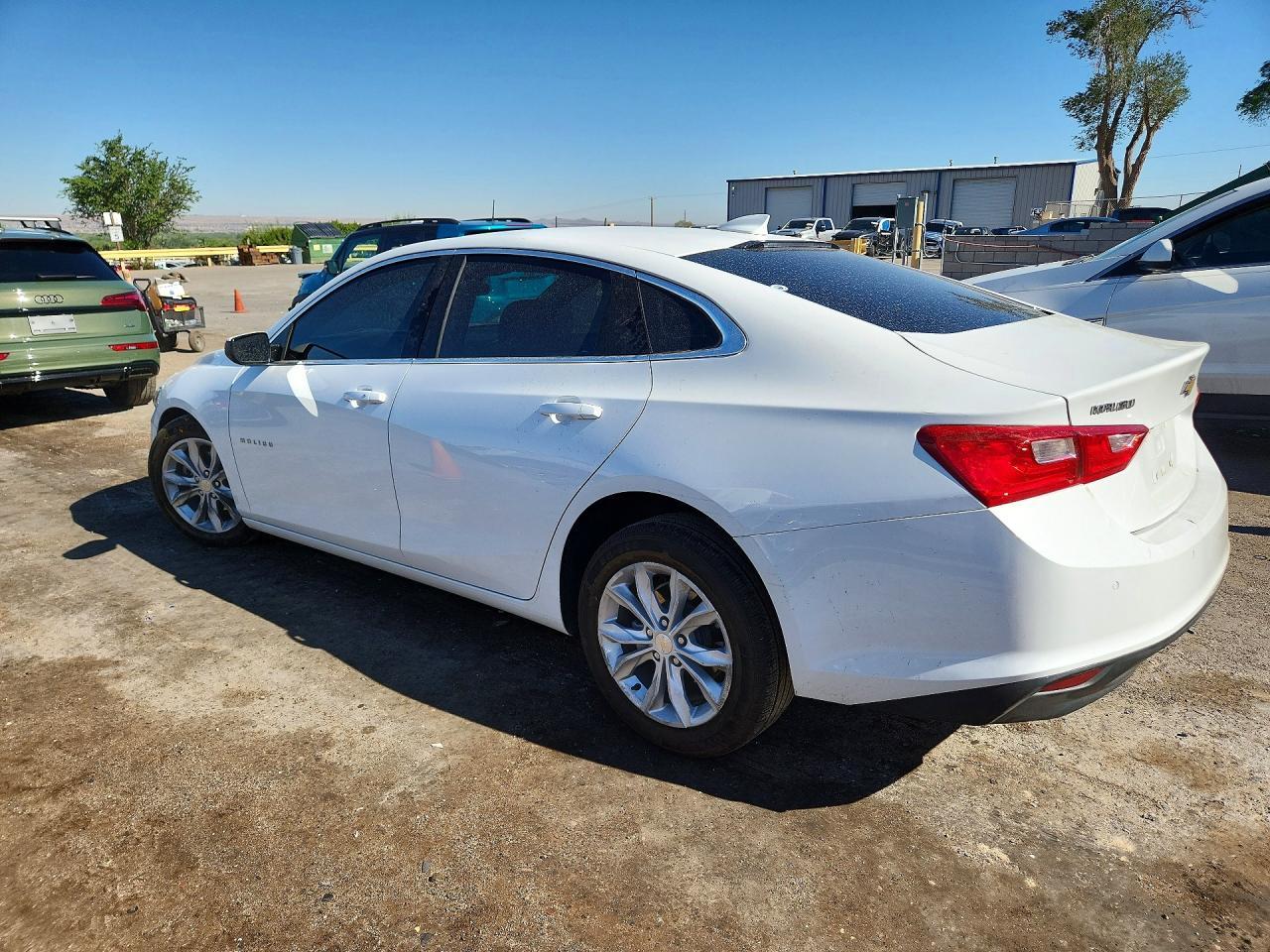 2025 Chevrolet Malibu Lt - Image 2