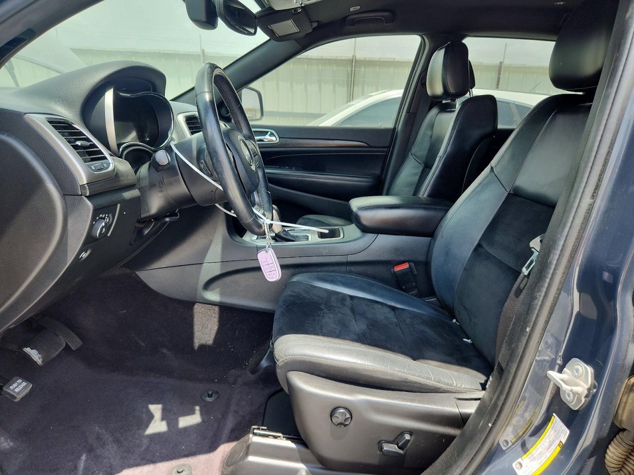 2018 Jeep Grand Cherokee Laredo - Image 7