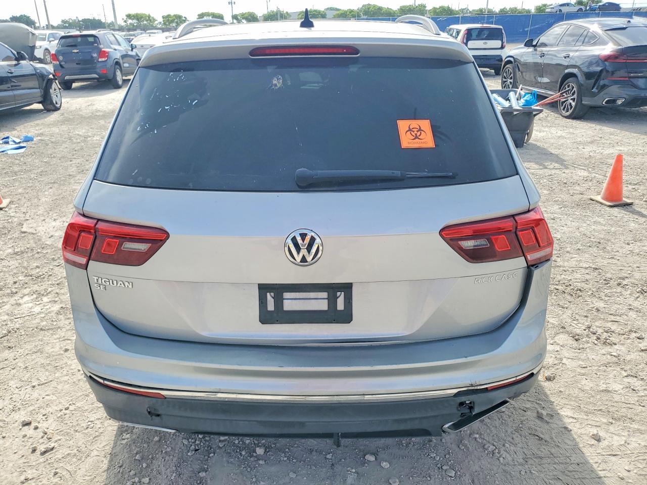 2020 Volkswagen Tiguan Se - Фото 6