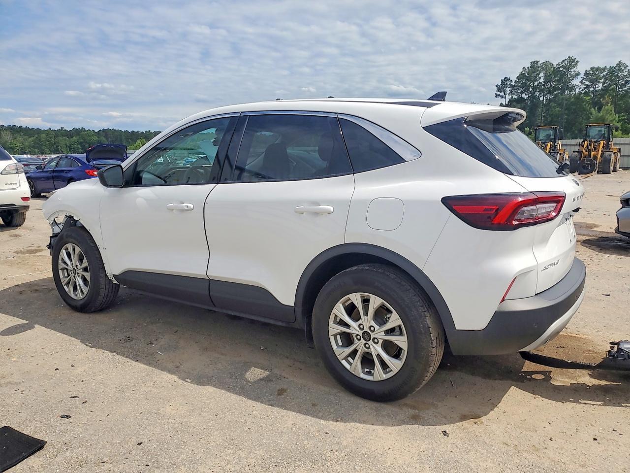 2023 Ford Escape Active - Фото 2