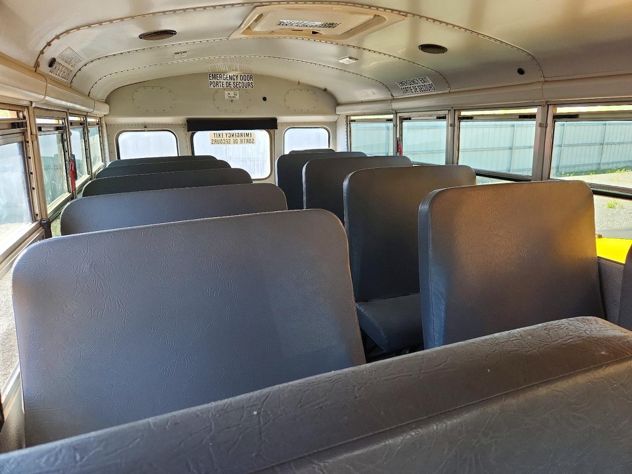2012 Chevrolet Express G4 - School Bus - Фото 6