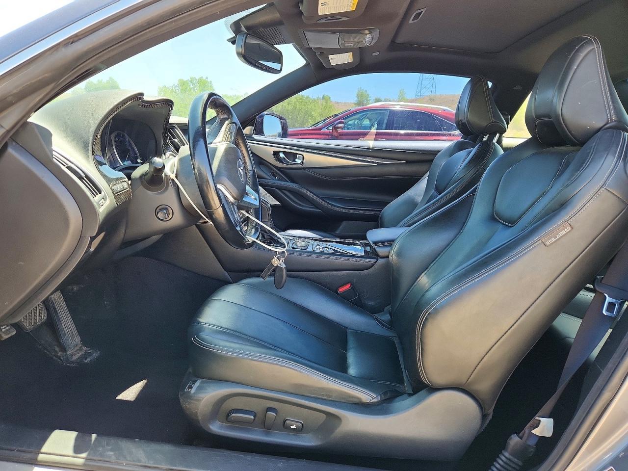 2019 Infiniti Q60 3.0T Luxe - Фото 7