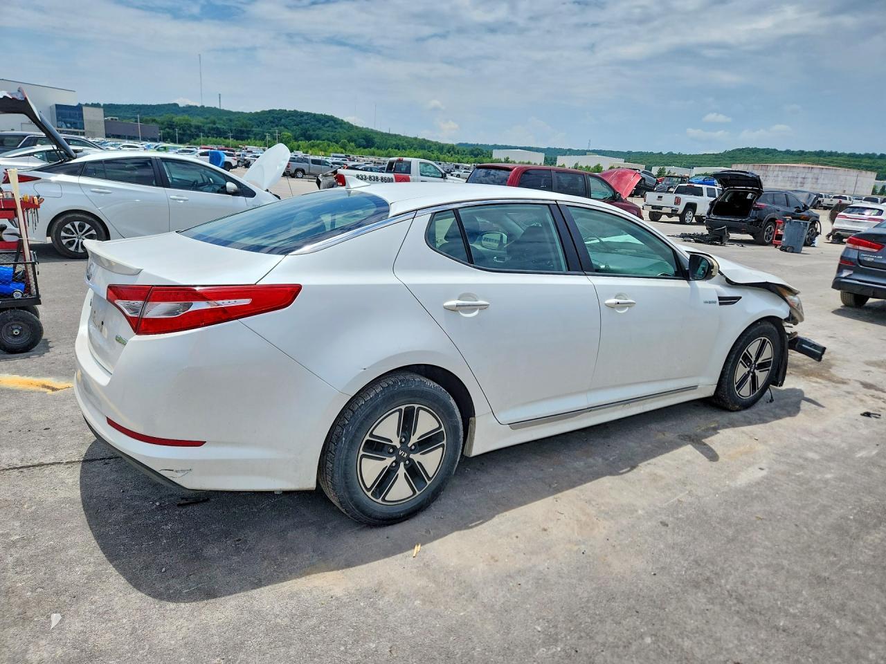 2013 Kia Optima Hybrid - Фото 3