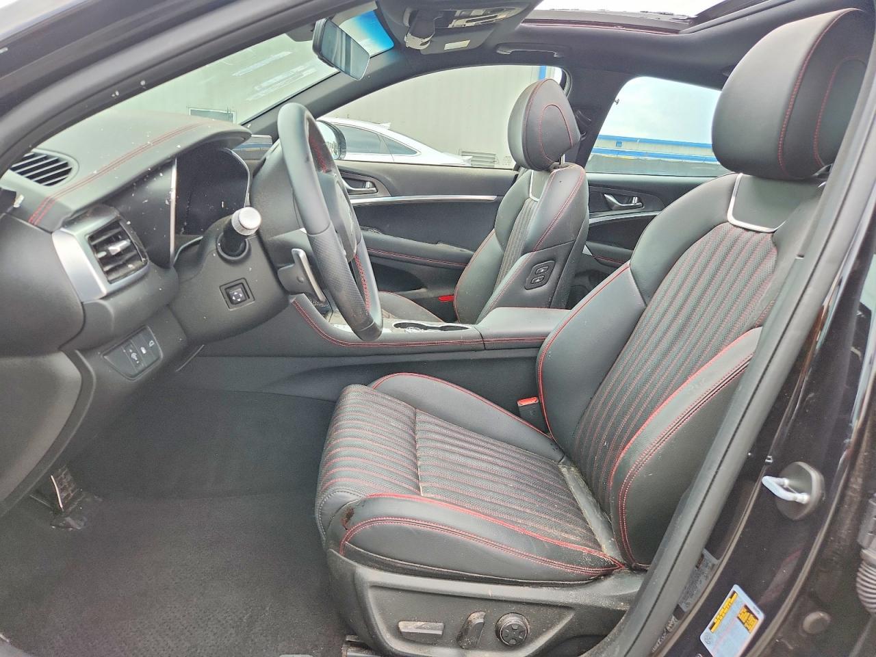 2025 Genesis G70 2.5T Sport Prestige - Фото 7