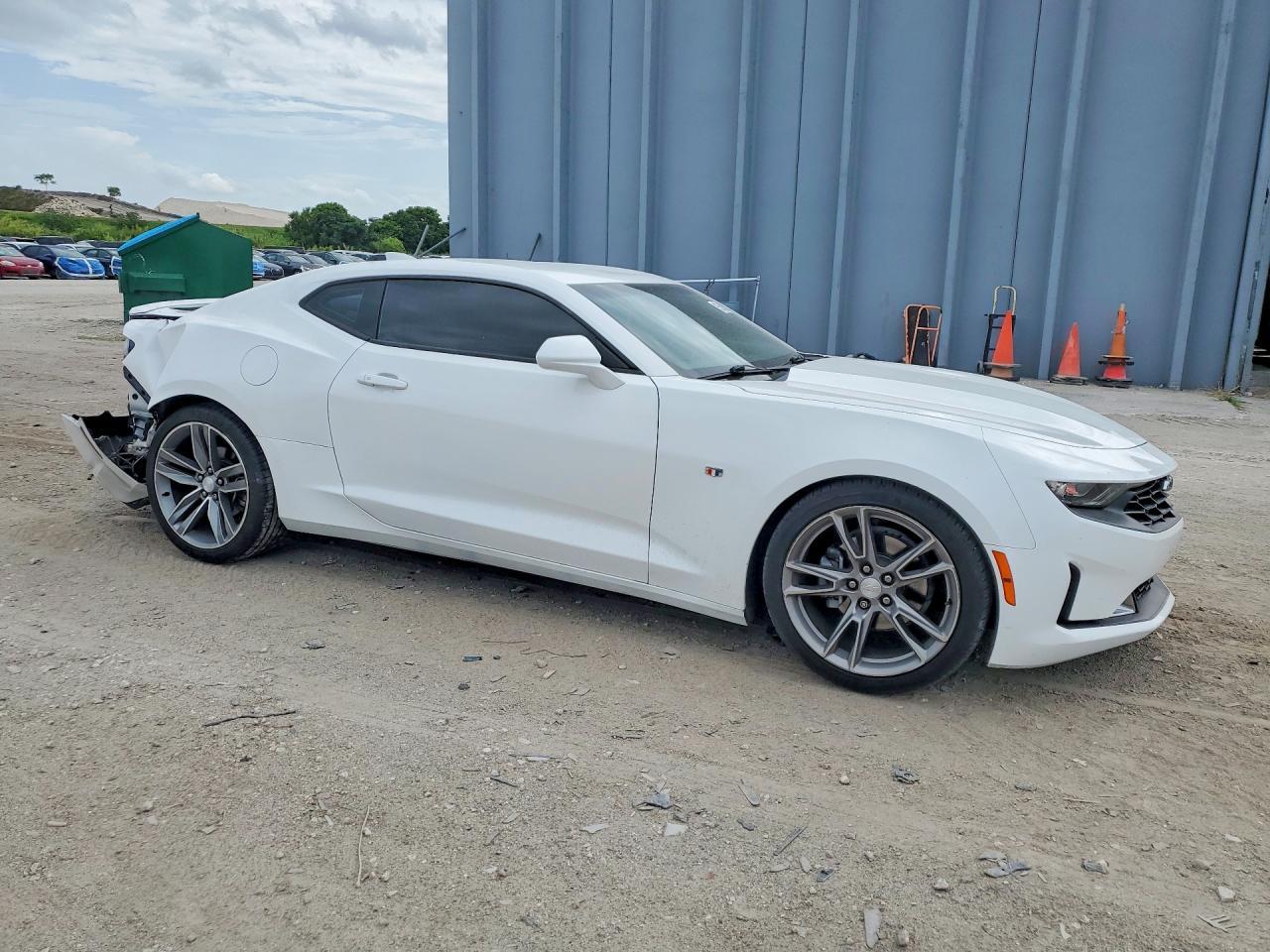 2019 Chevrolet Camaro Ls - Фото 4