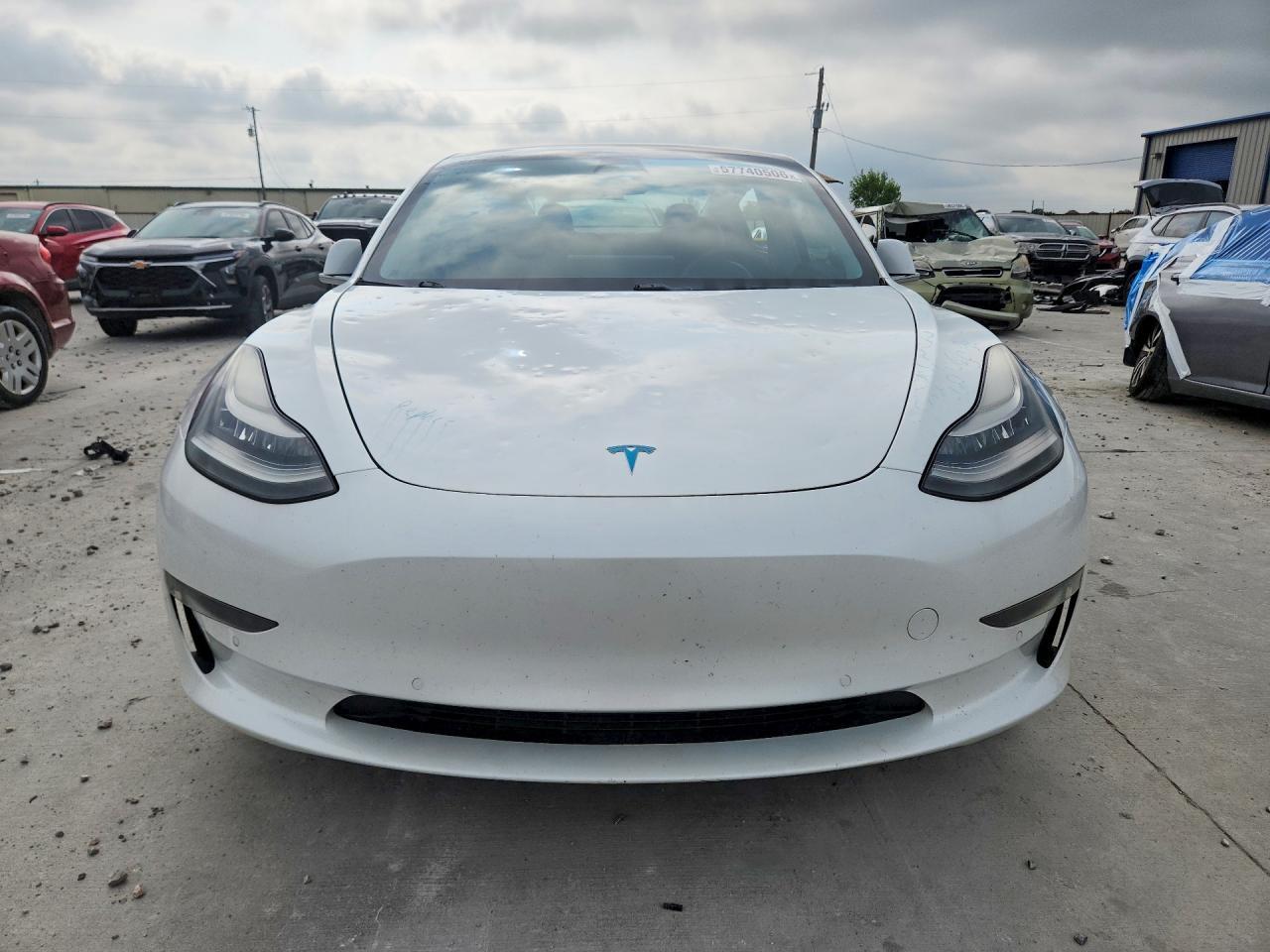 2020 Tesla Model 3 - Фото 5