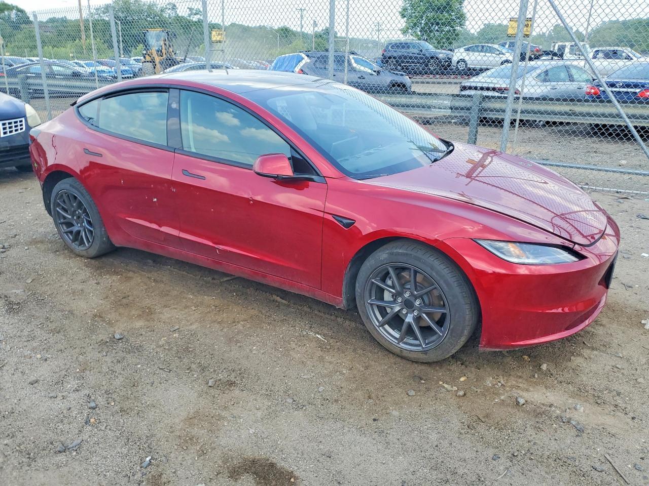2025 Tesla Model 3 - Image 4