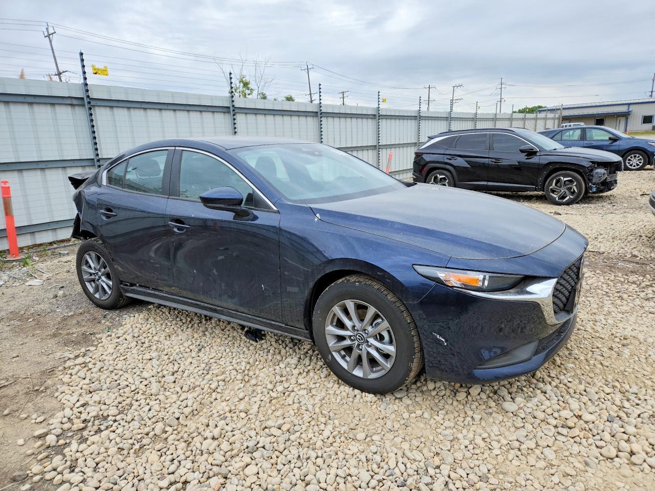 2026 Mazda 3 - Фото 4