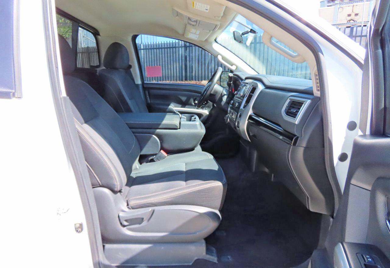 2017 Nissan Titan Sv - Фото 5