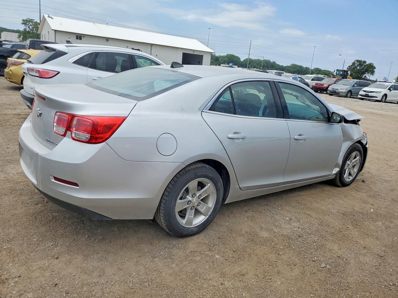 2014 Chevrolet Malibu Ls - Фото 3