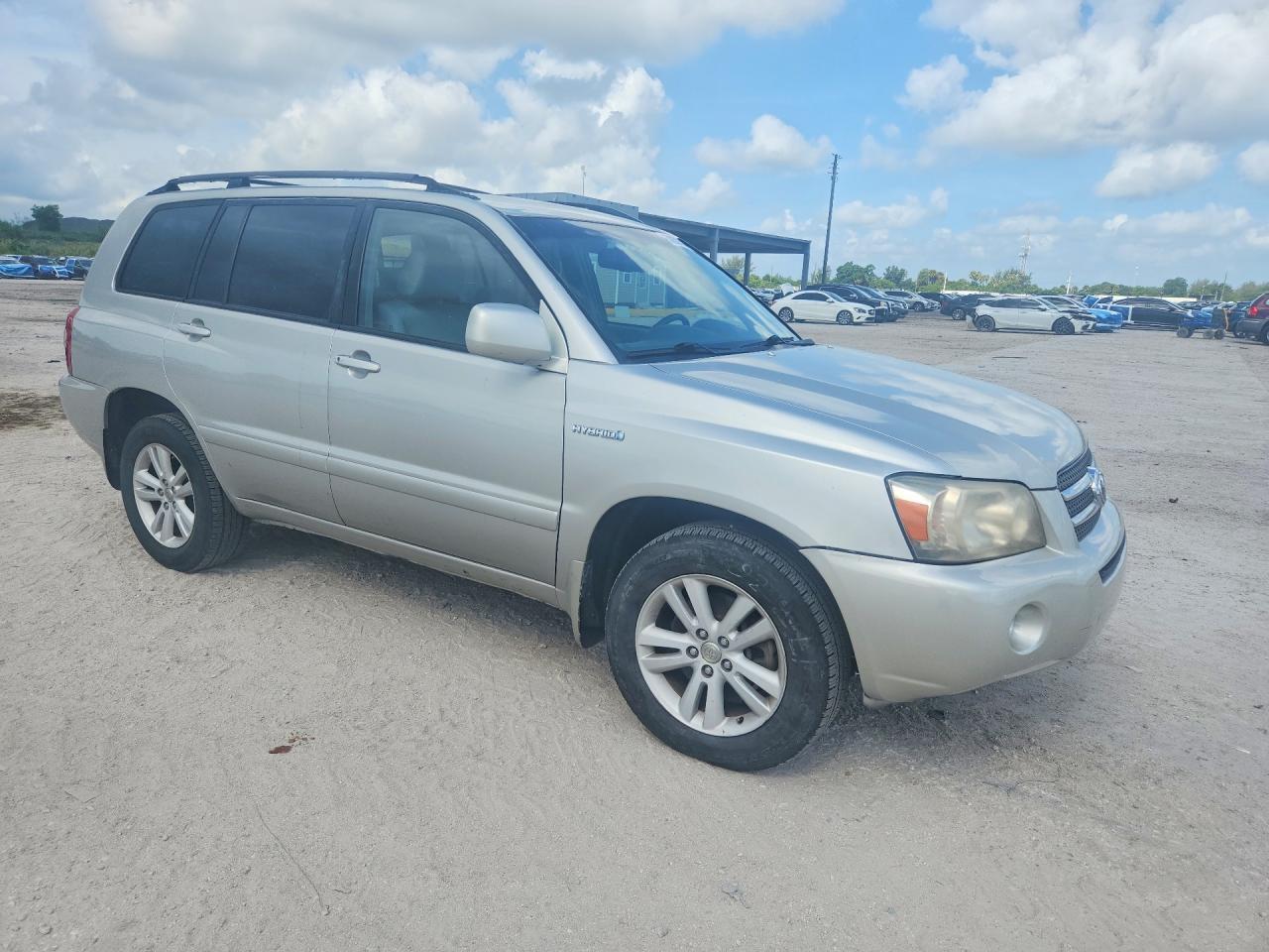 2007 Toyota Highlander Hybrid - Image 4
