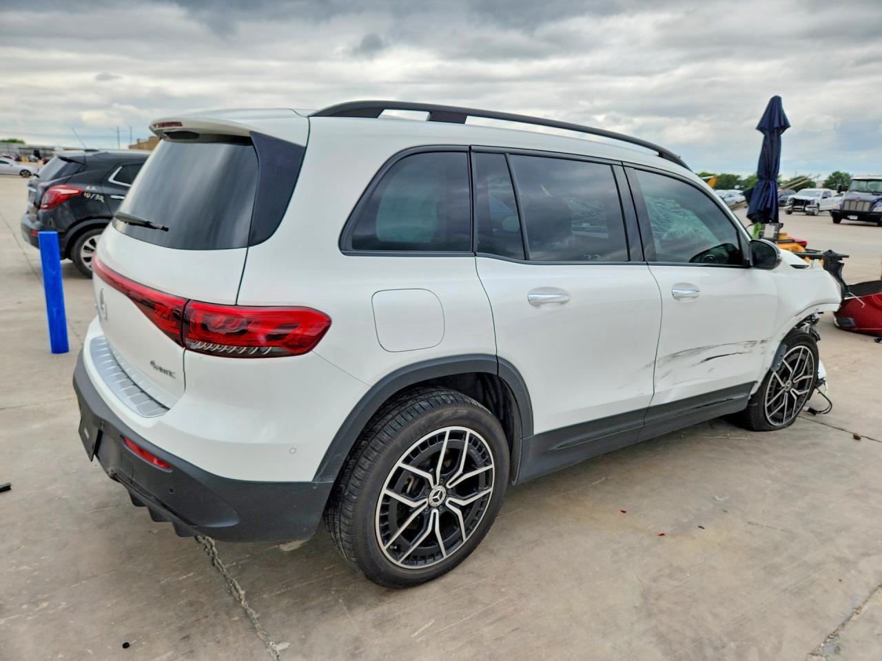 2023 Mercedes-Benz Eqb 350 4Matic - Фото 3