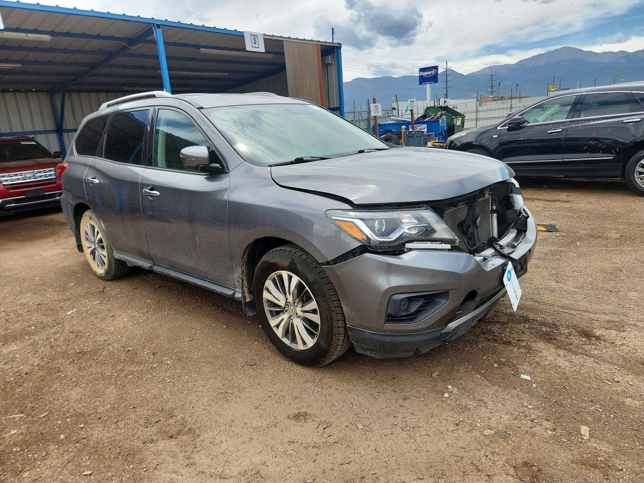 2019 Nissan Pathfinder S - Image 4