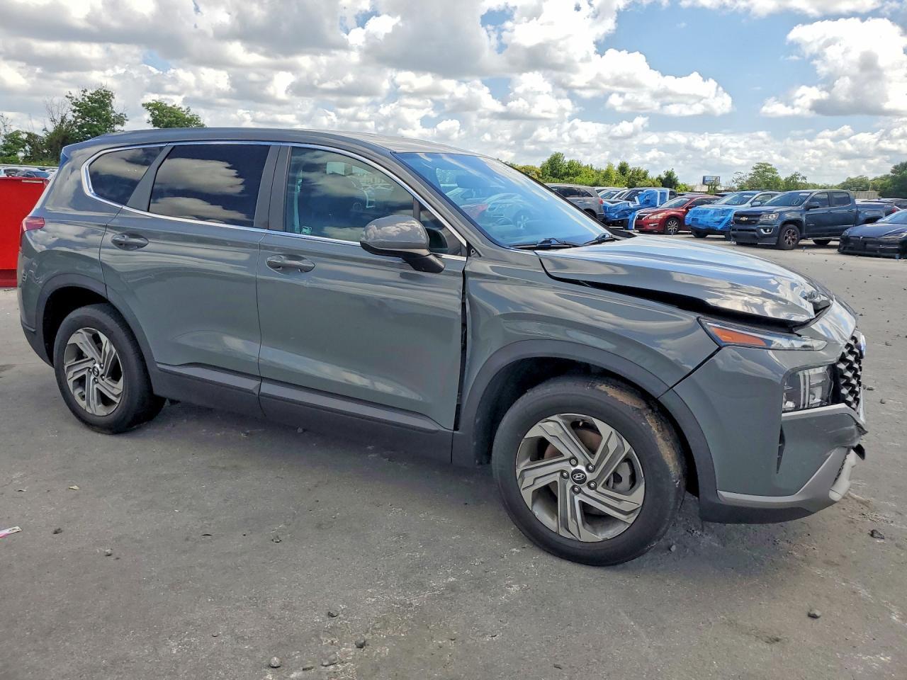 2022 Hyundai Santa Fe Se - Image 4
