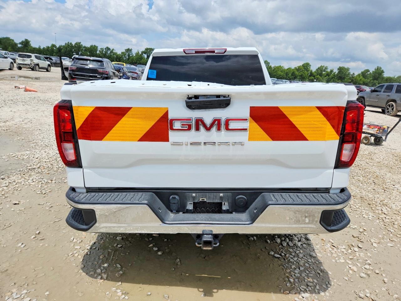 2024 GMC Sierra K1500 - Фото 6