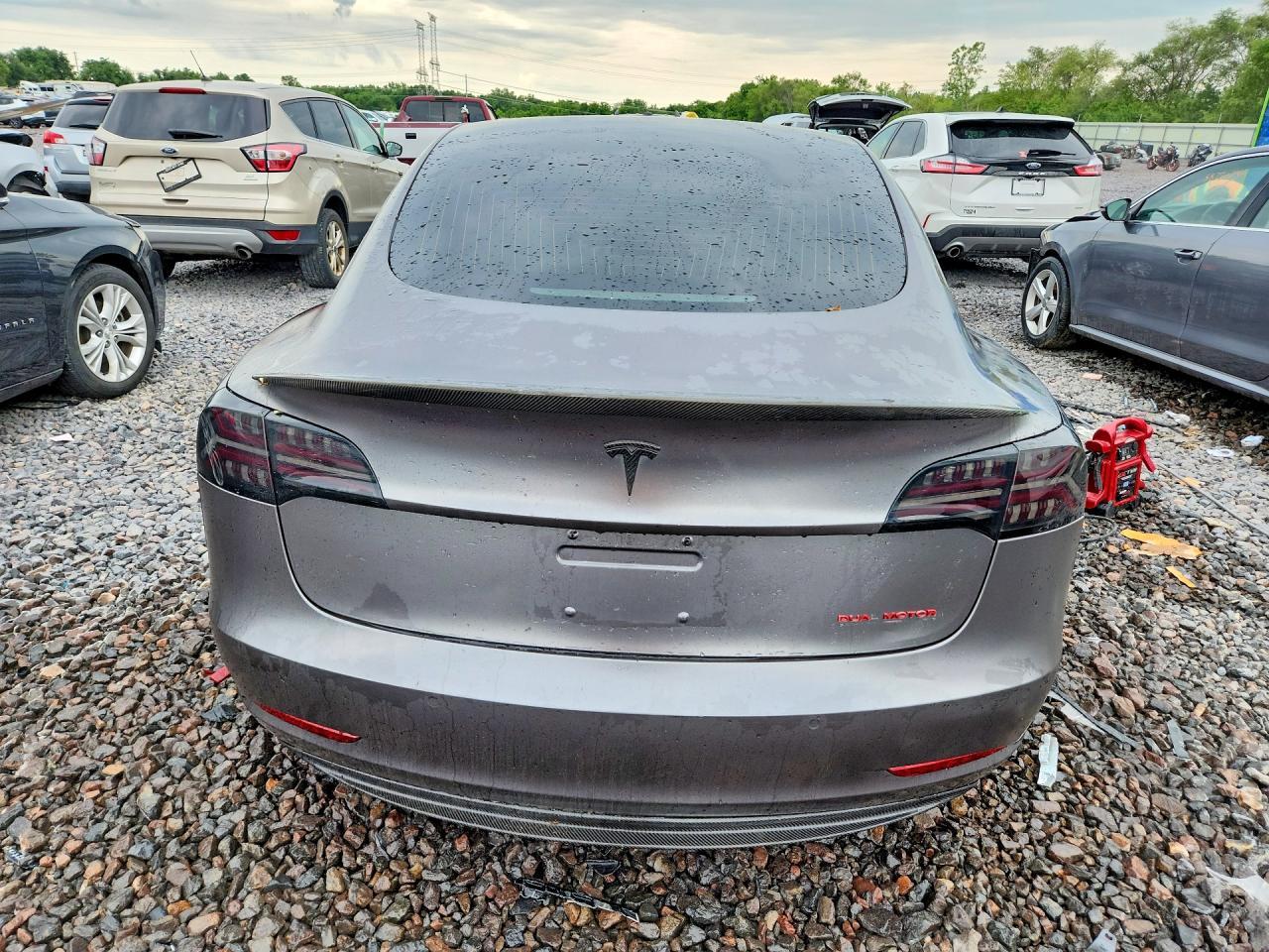 2018 Tesla Model 3 - Фото 6