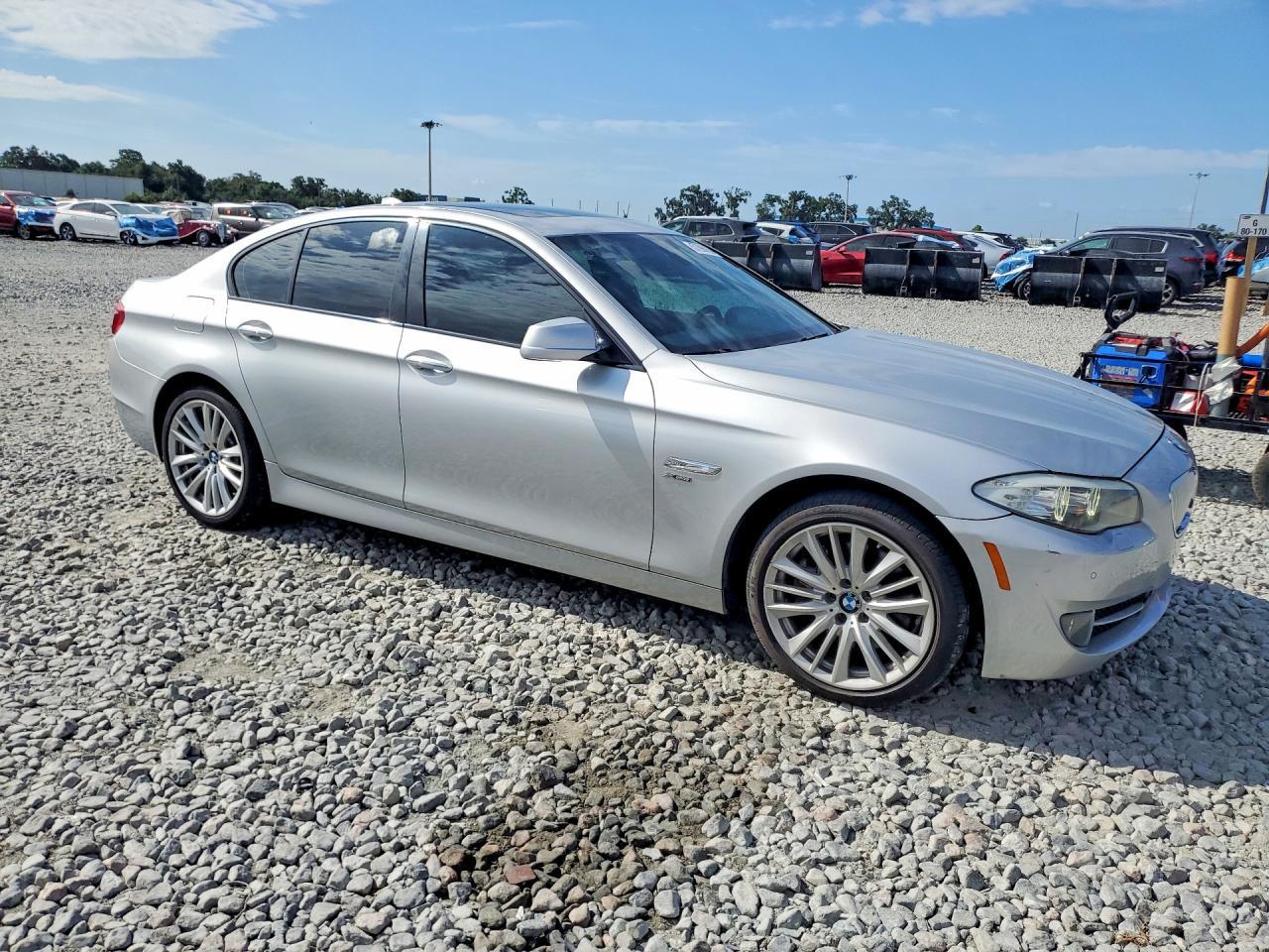2012 BMW 550 Xi - Фото 4