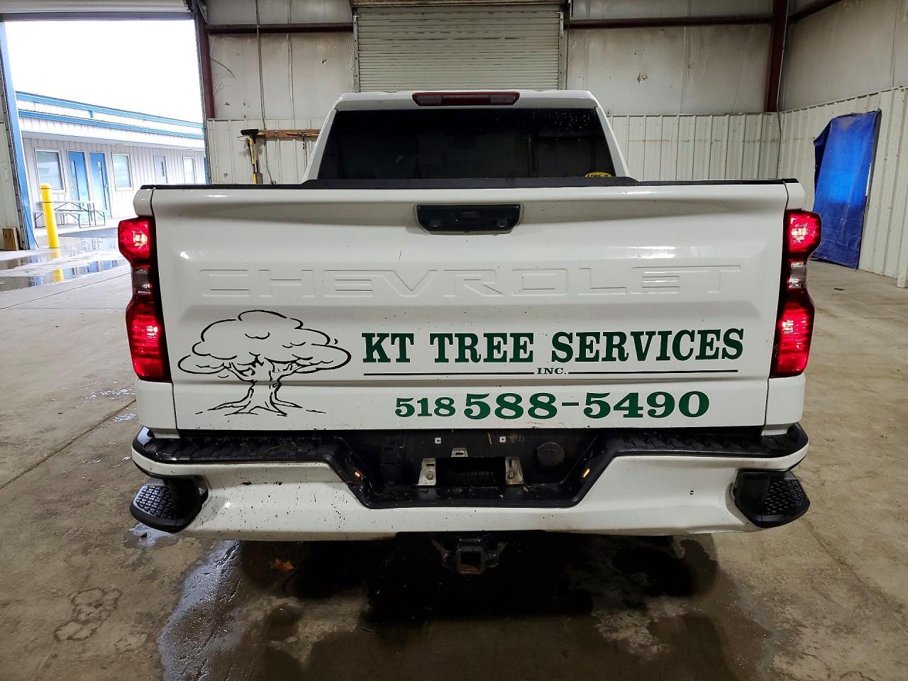 2024 Chevrolet Silverado K1500 Custom - Фото 6