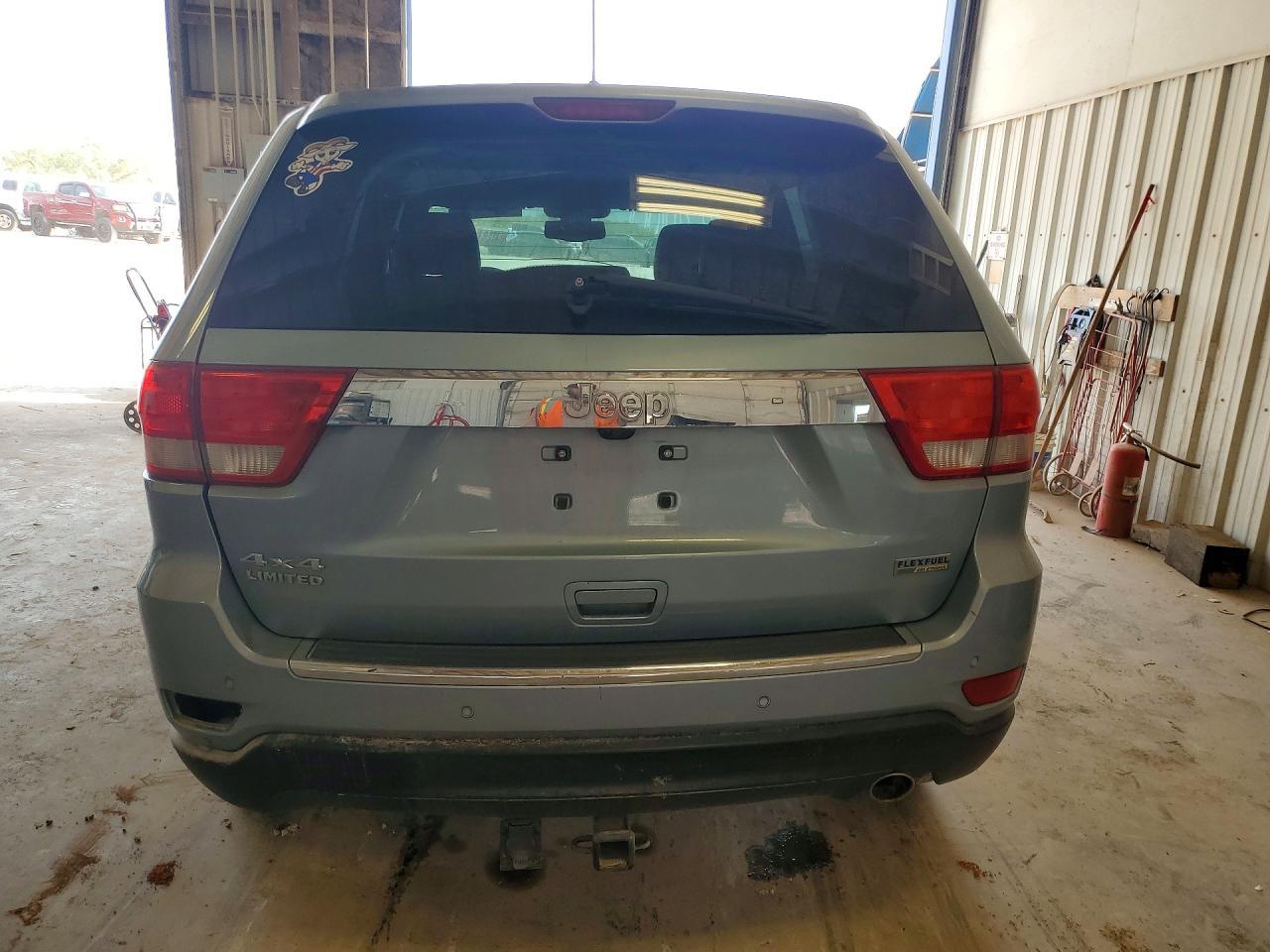 2013 Jeep Grand Cherokee Limited - Image 6