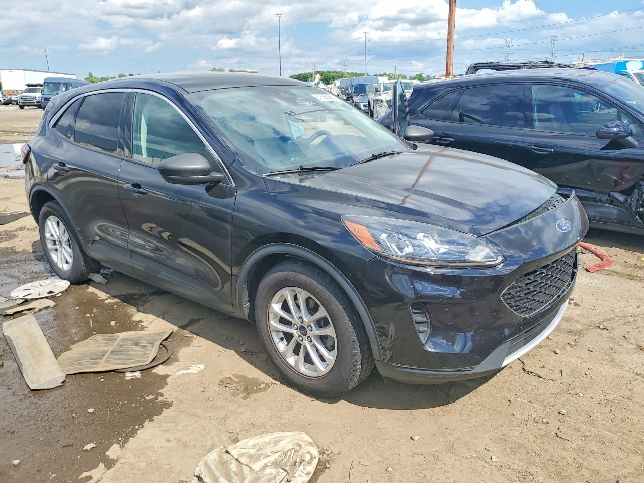 2022 Ford Escape Se - Image 4