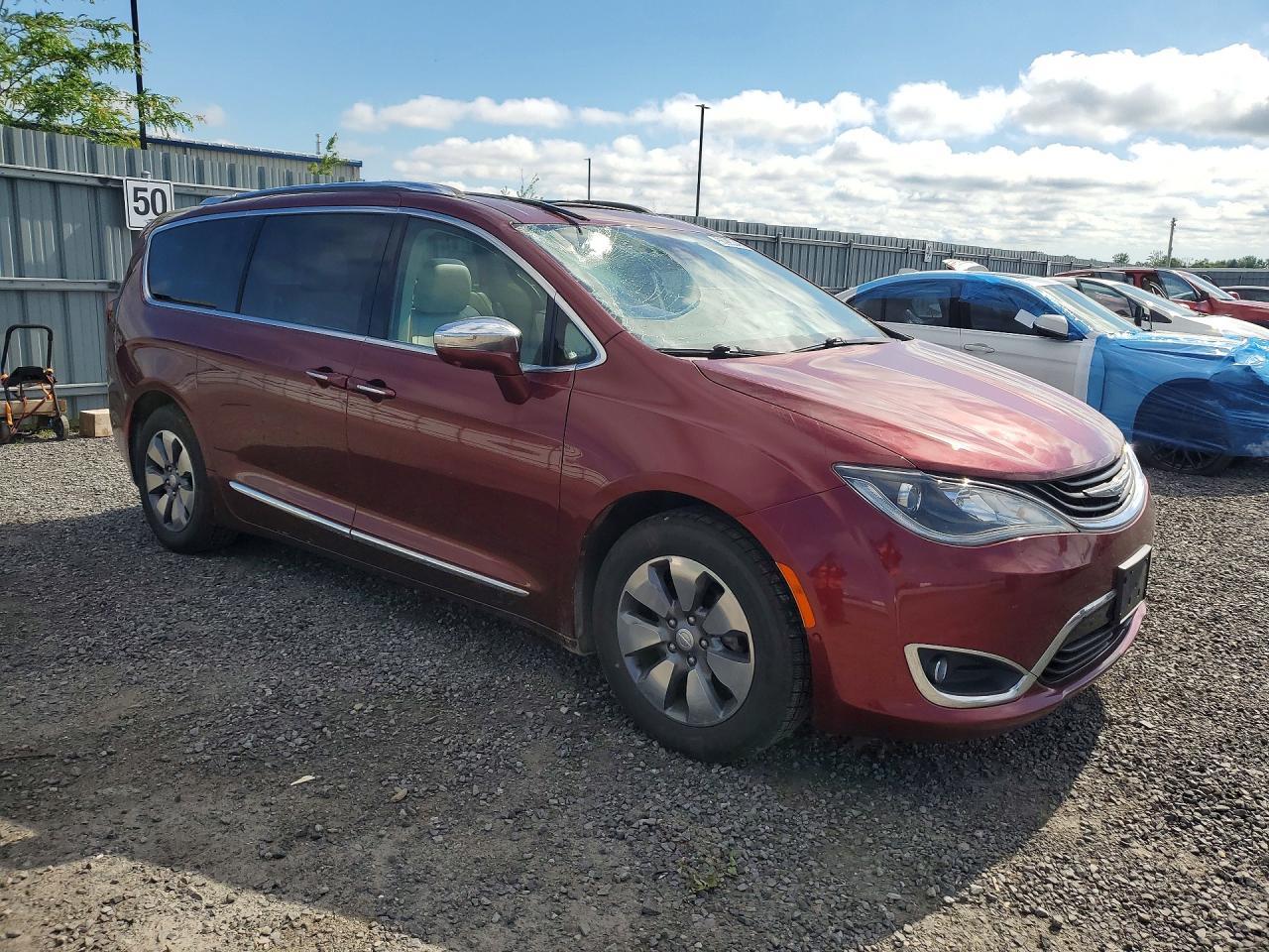 2017 Chrysler Pacifica Ehybrid Platinum - Image 4