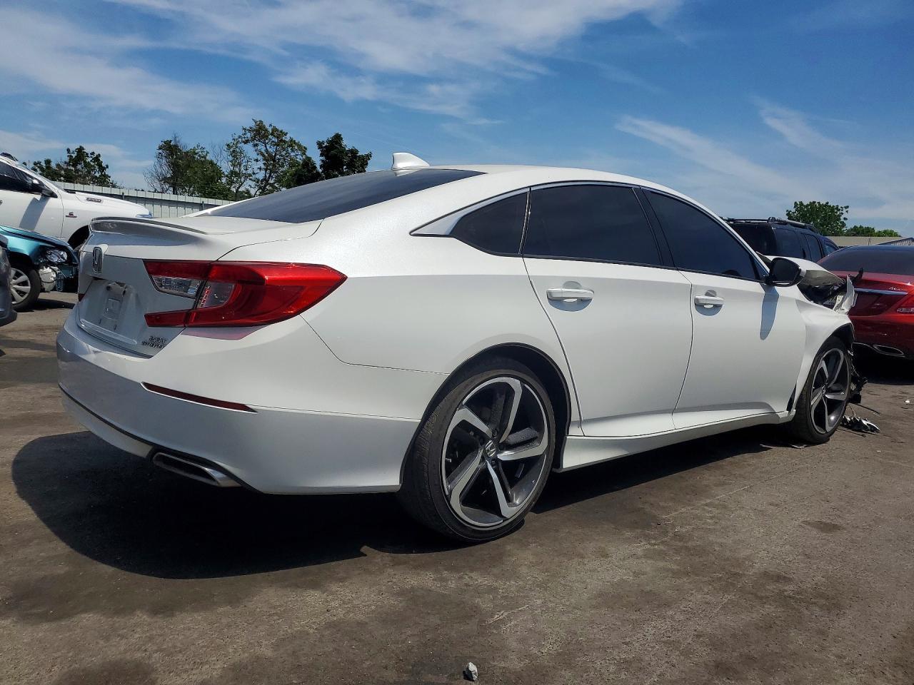 2019 Honda Accord Sport - Image 3