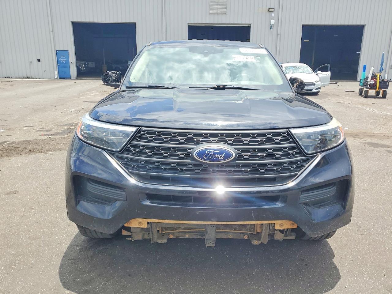 2021 Ford Explorer - Image 5
