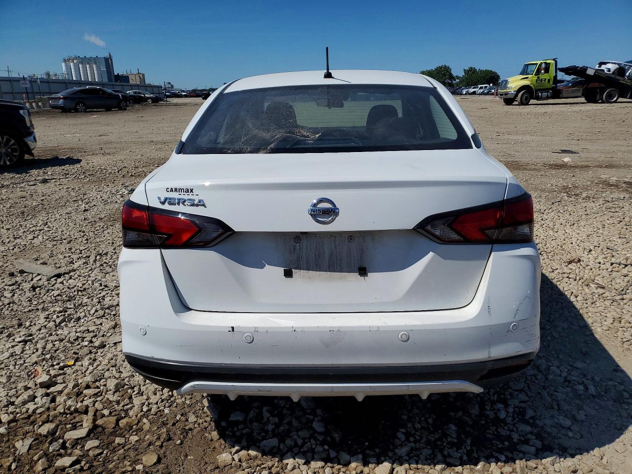 2021 Nissan Versa S - Фото 6