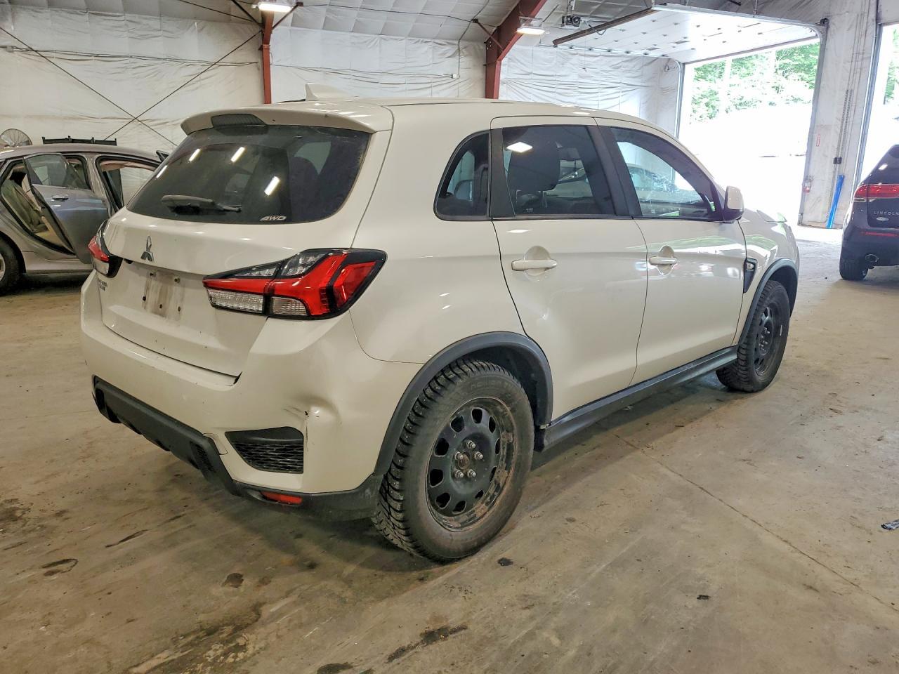 2021 Mitsubishi Outlander Sport Es - Image 3