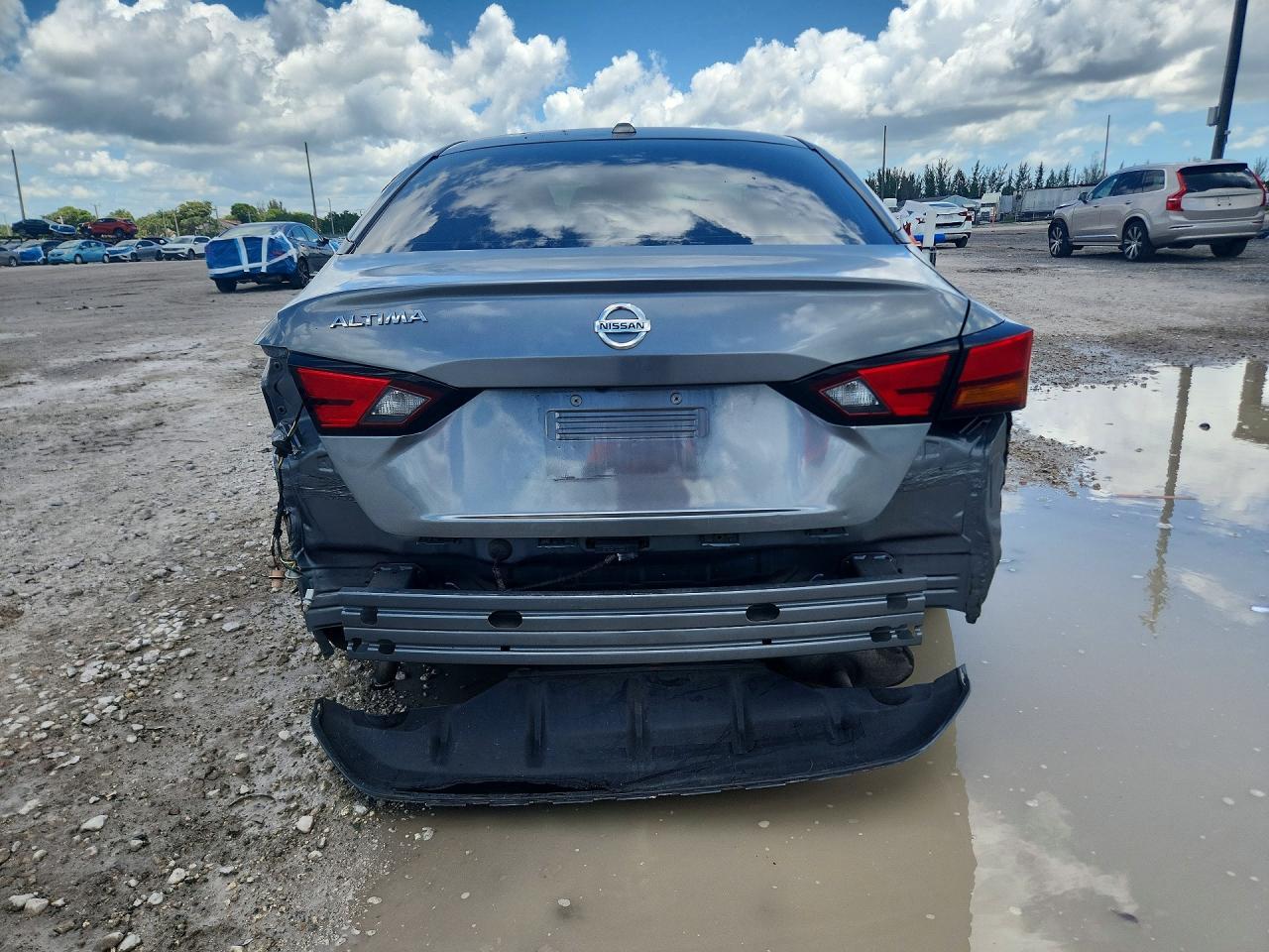 2020 Nissan Altima S - Фото 6
