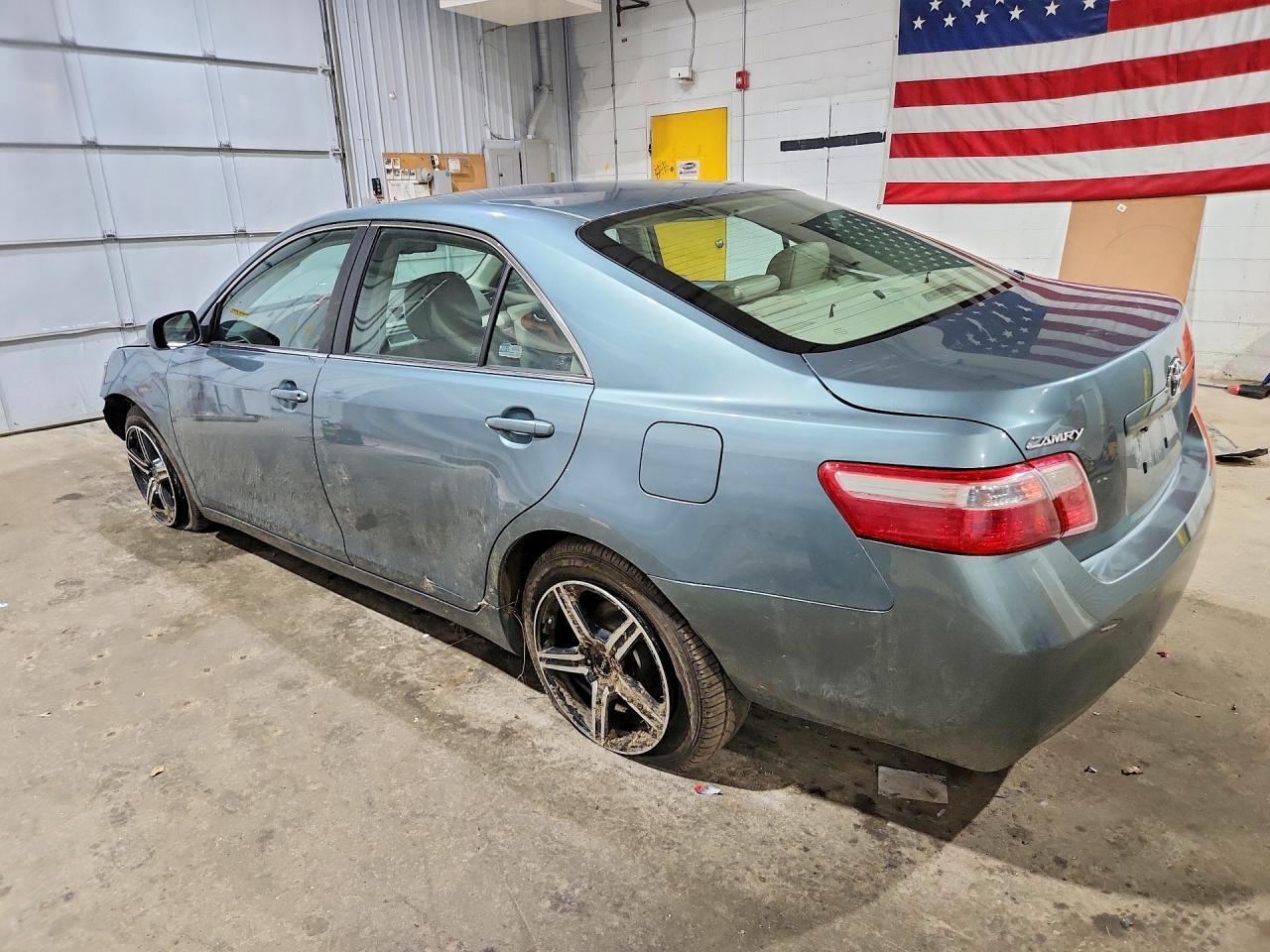 2009 Toyota Camry Xle - Image 2