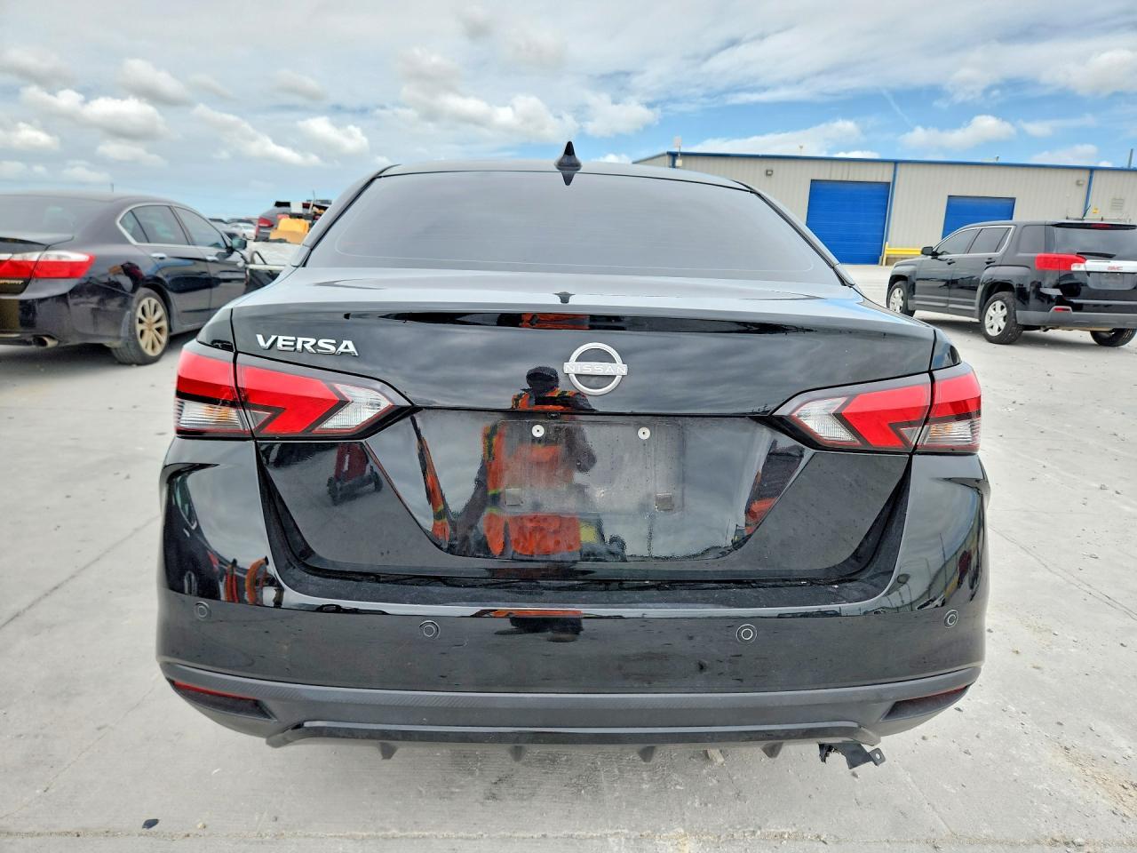 2025 Nissan Versa Sv - Фото 6
