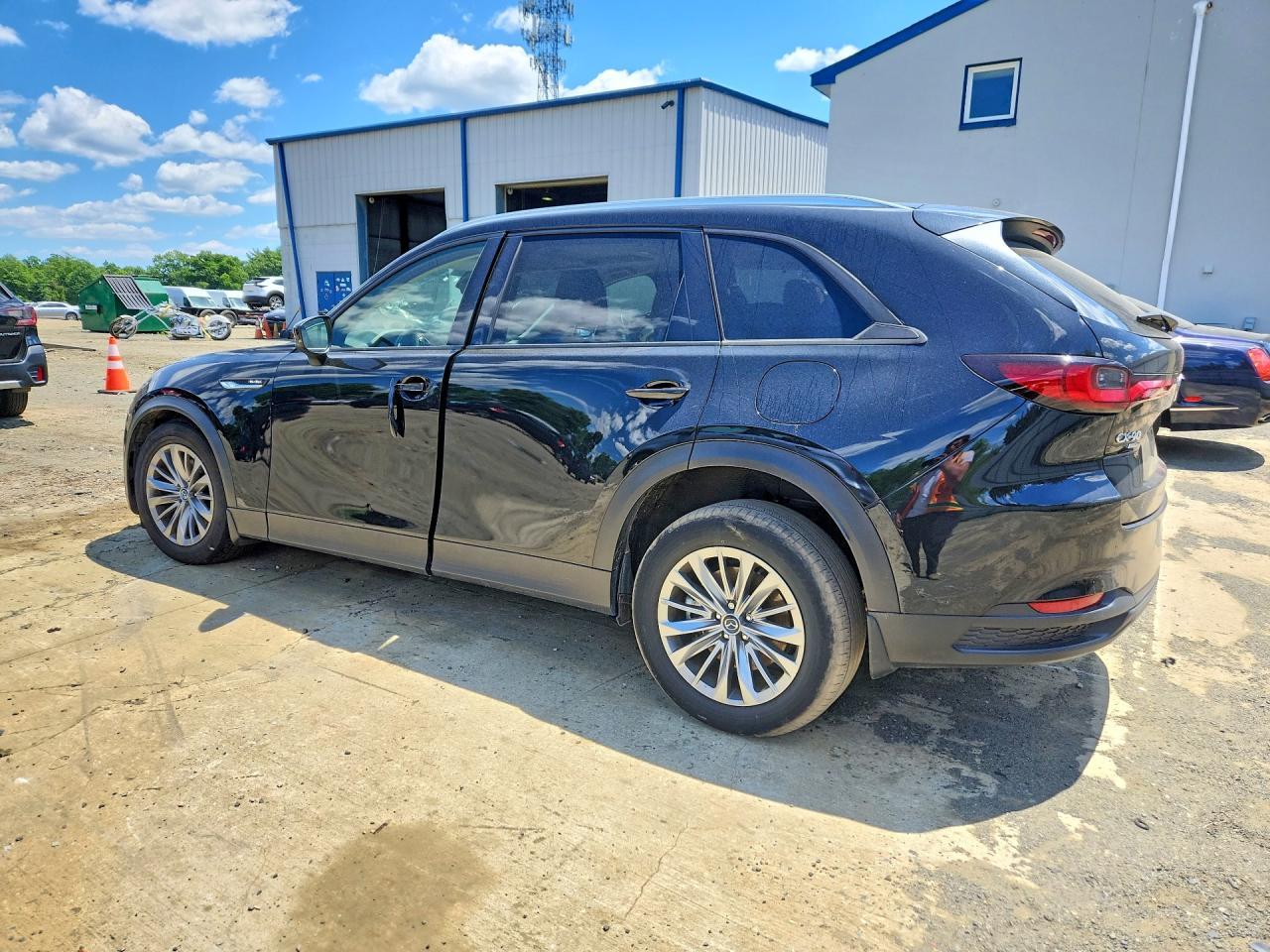 2025 Mazda Cx-90 Preferred - Image 2