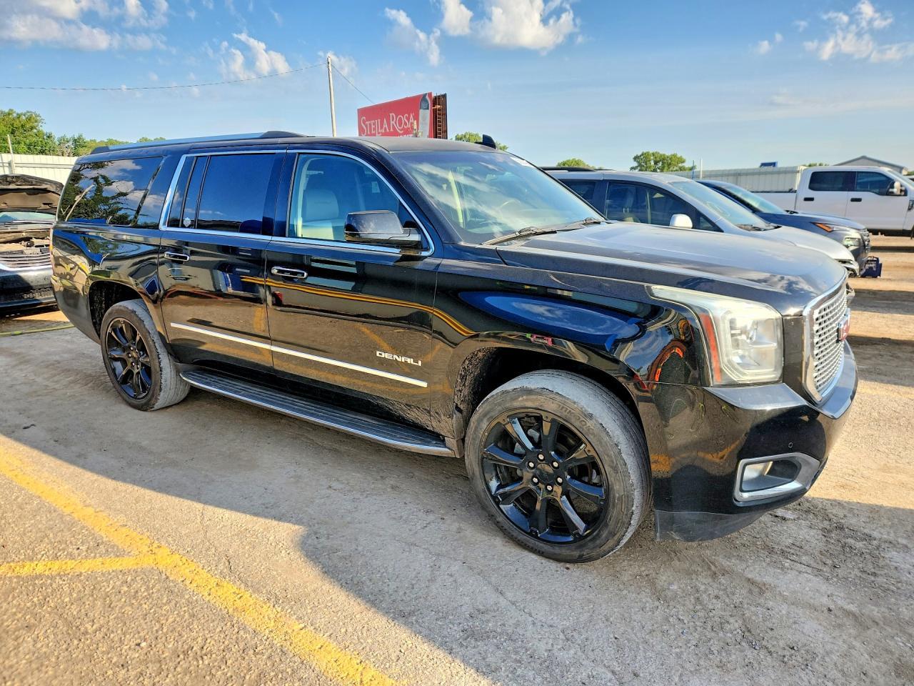 2016 GMC Yukon Xl Denali - Image 4