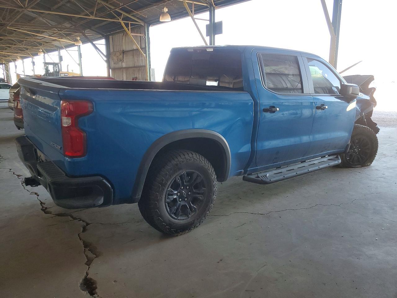 2022 Chevrolet Silverado K1500 Zr2 - Фото 3