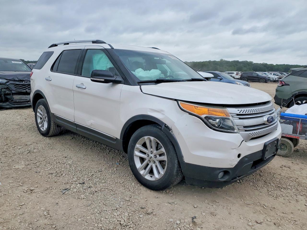 2013 Ford Explorer Xlt - Фото 4