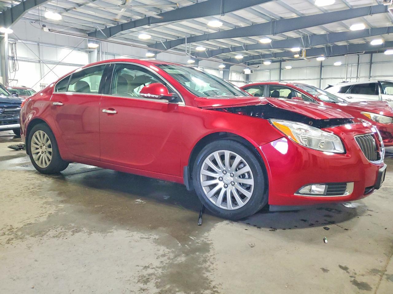 2013 Buick Regal Premium - Image 4