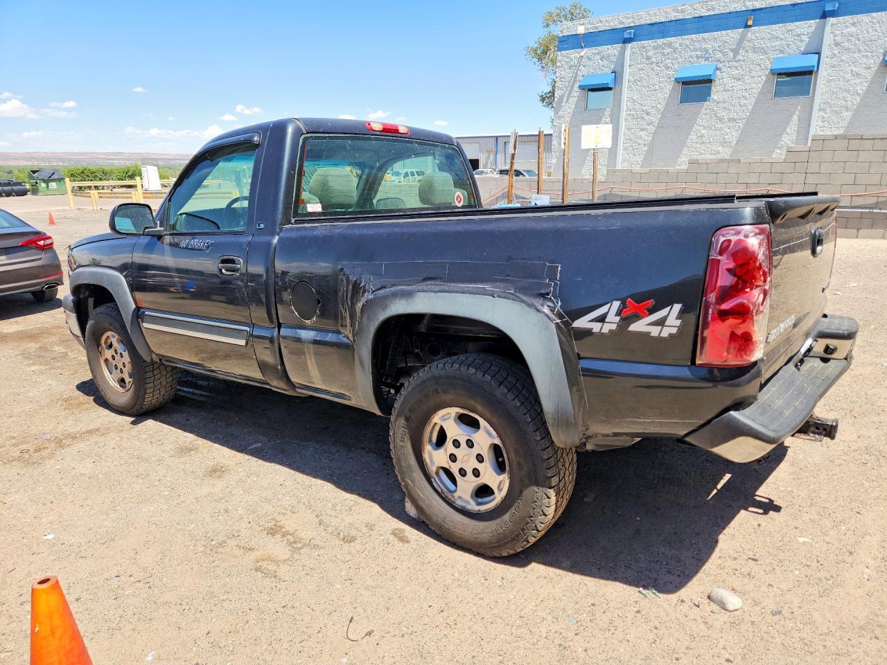2003 Chevrolet Silverado K1500 - Фото 2