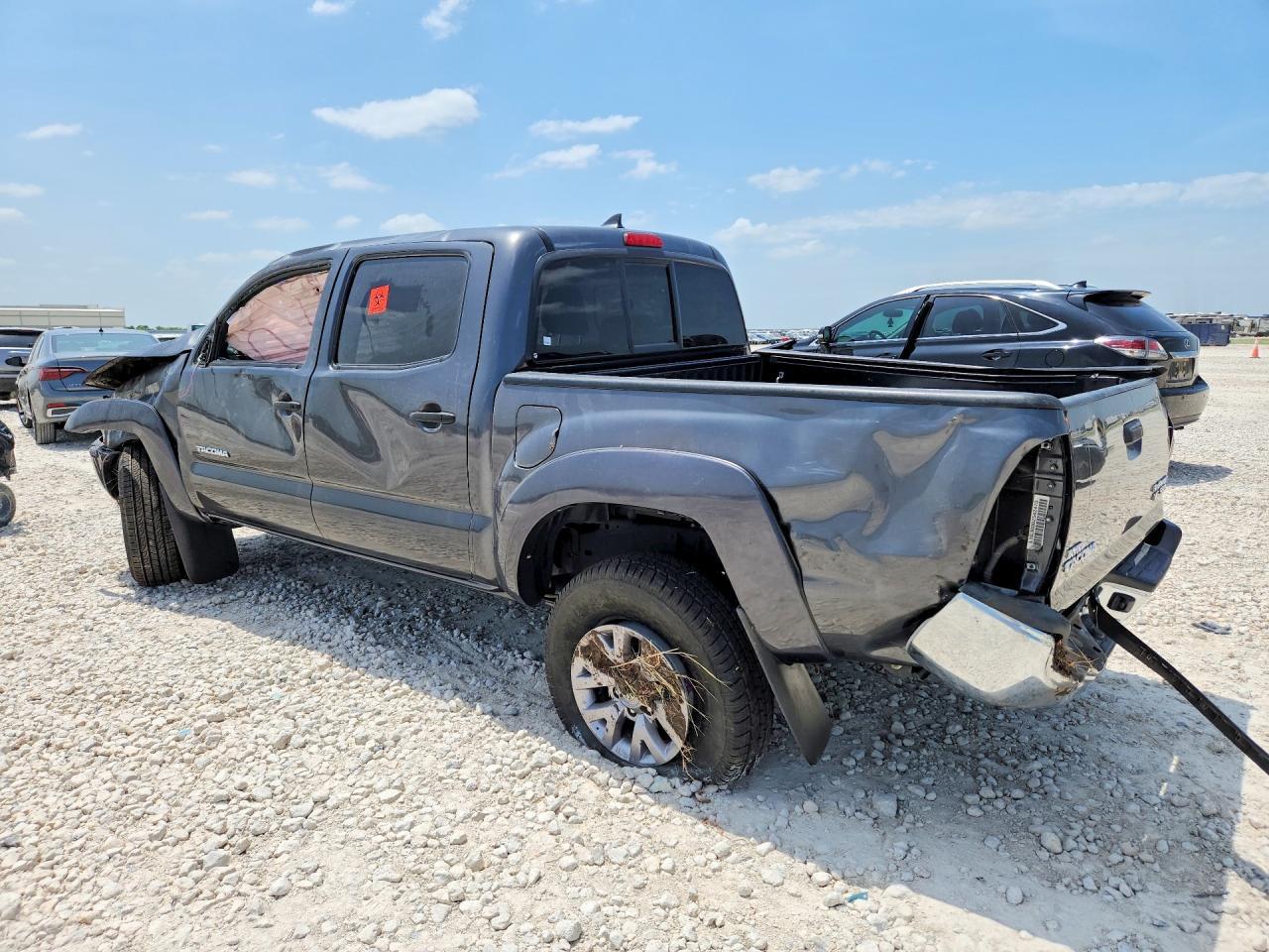2014 Toyota Tacoma Double Cab Prerunner - Фото 2
