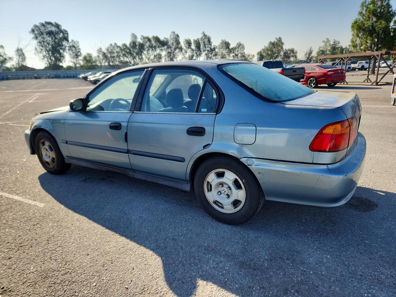 2000 Honda Civic Dx - Фото 2