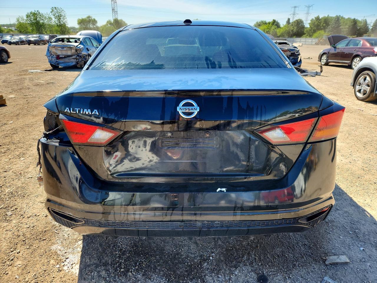 2020 Nissan Altima S - Фото 6