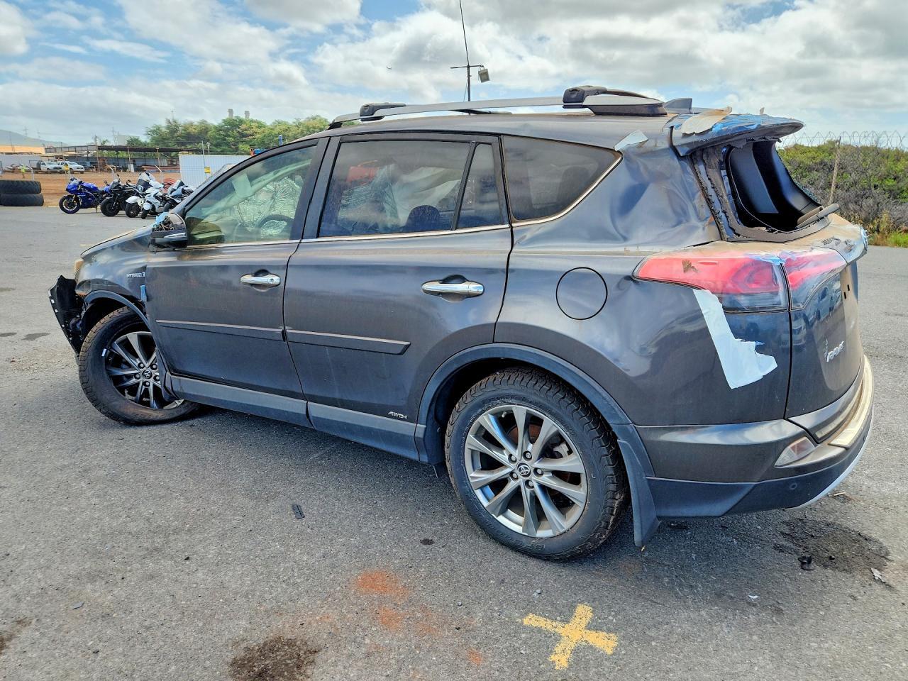 2017 Toyota Rav4 Hv Limited - Image 2