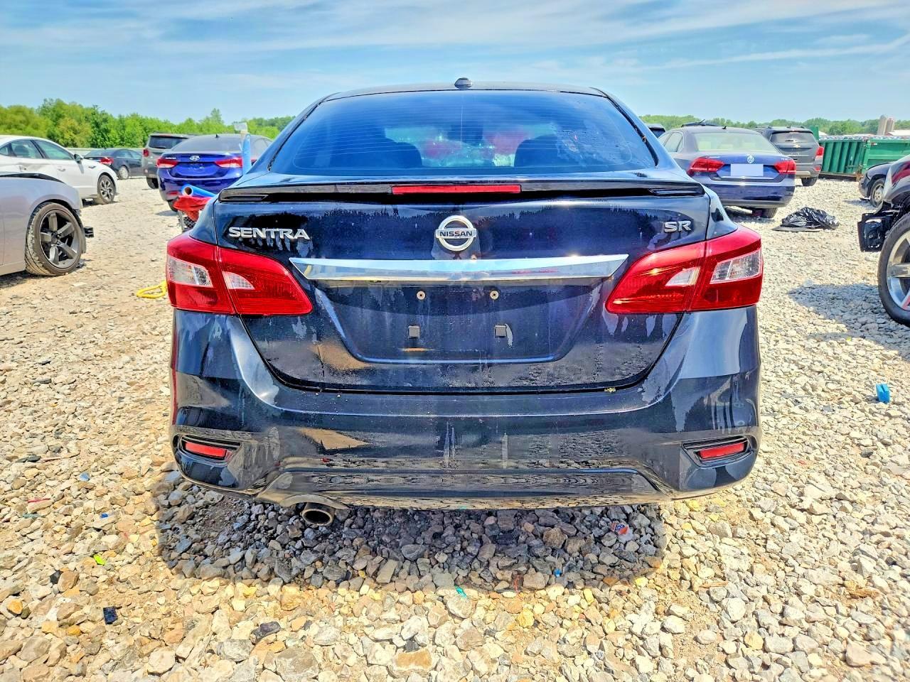 2017 Nissan Sentra Sr - Фото 6