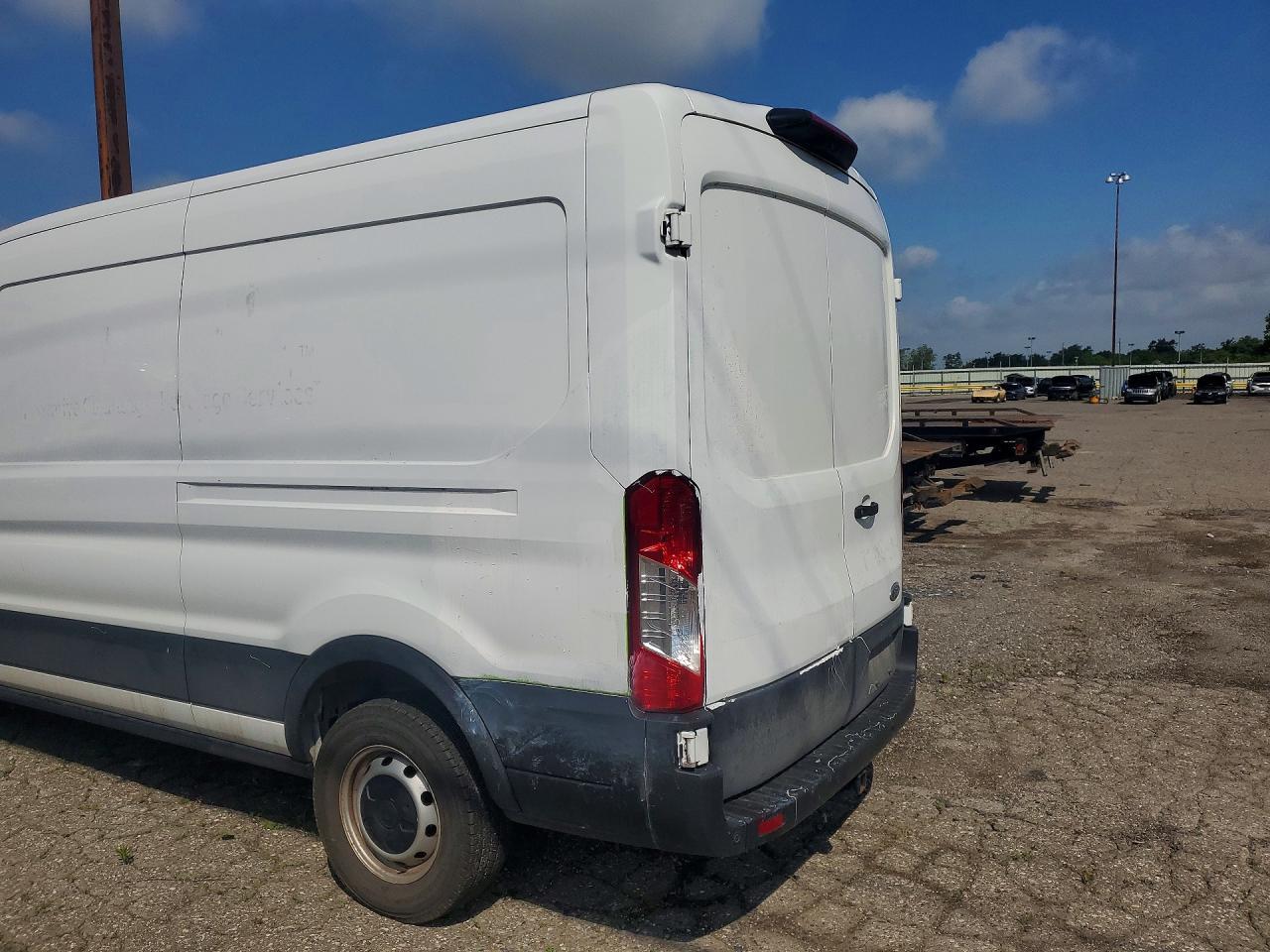 2021 Ford Transit T-250 - Фото 2