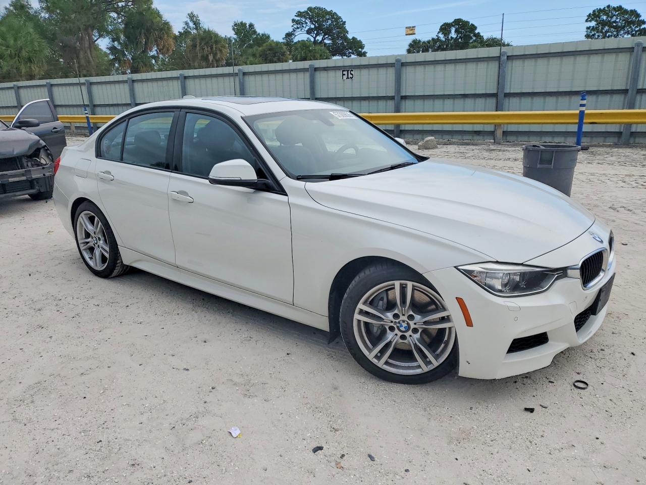 2013 BMW 335 I - Фото 4