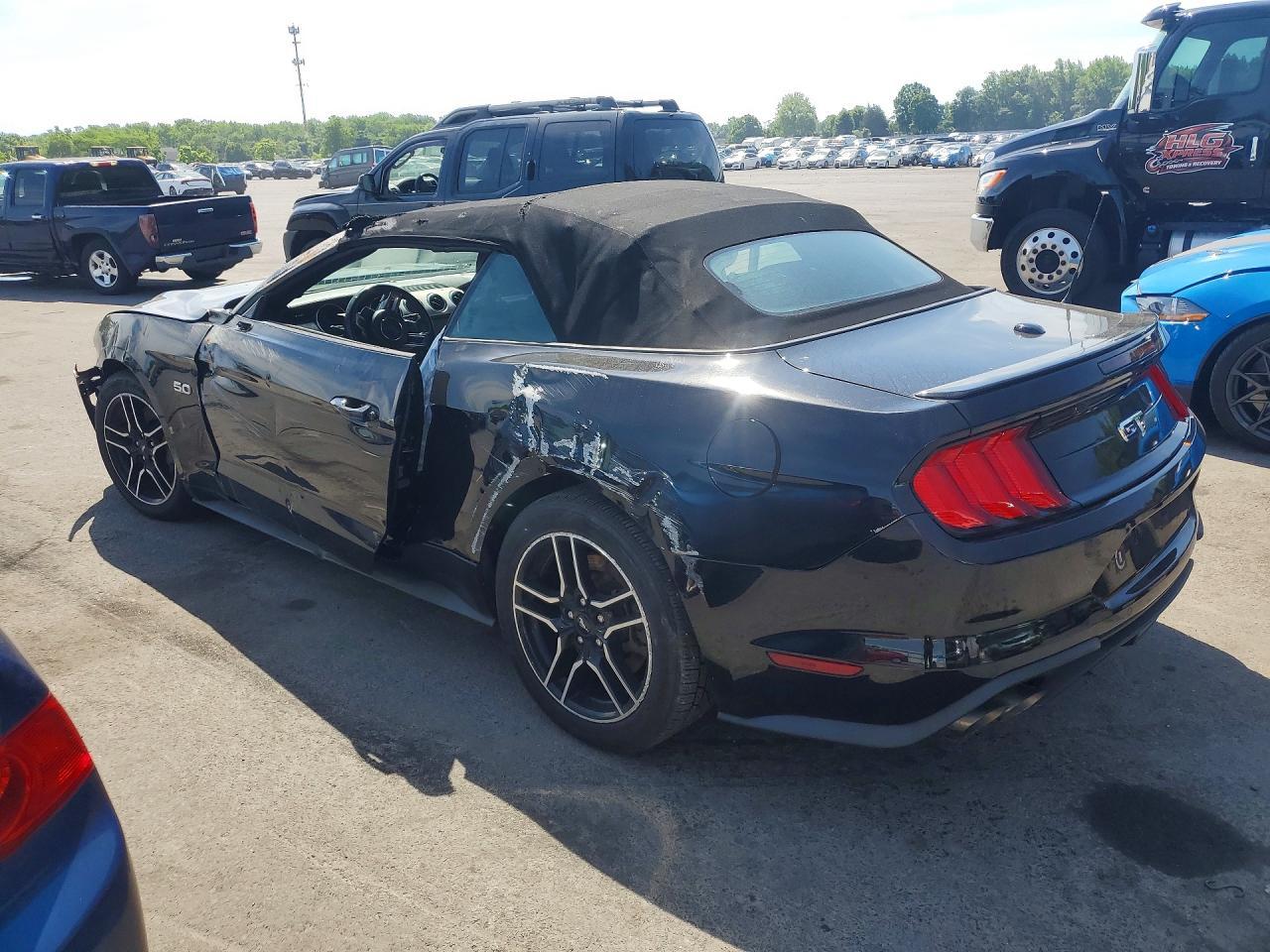 2021 Ford Mustang Gt - Фото 2